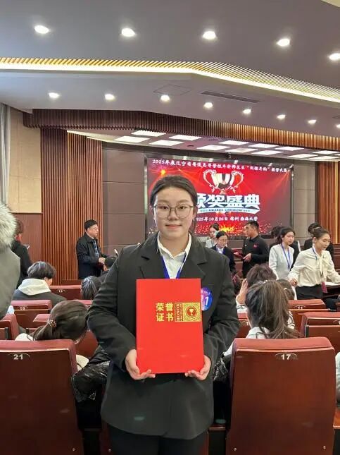 c6e104c988884e6f83a136598ba86045.jpg c6e104c988884e6f83a136598ba86045.jpg